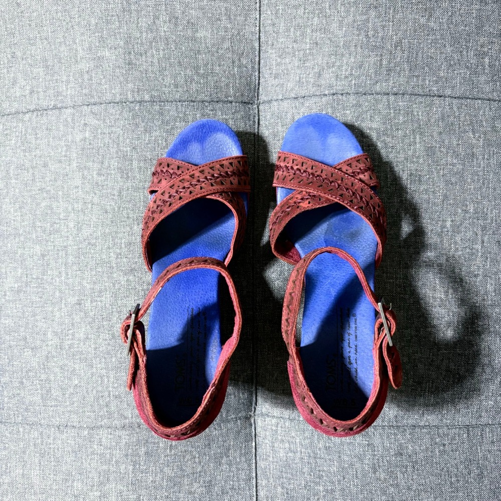 Toms Wedge Shoe Women 6.5 Purple Oxblood Tooled Leather - Picture 5 of 10
